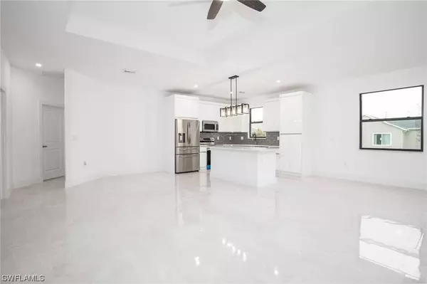 2358 NW 37th AVE, Cape Coral, FL 33993