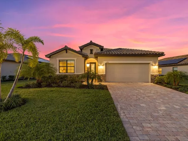 6534 CLAIRBORNE LN, Lakewood Ranch, FL 34211