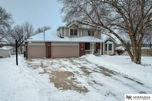 7848 Barrington Place, Lincoln, NE 68516