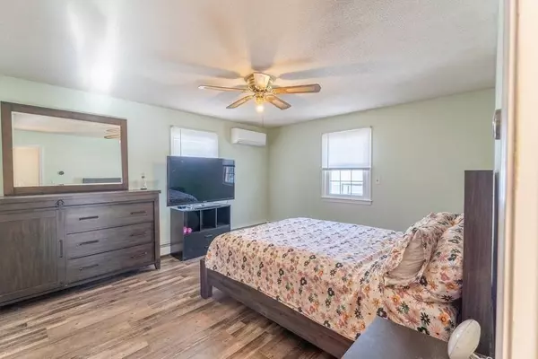 7 Delaney, Dudley, MA 01571