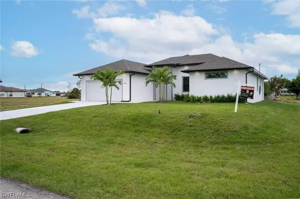 2358 NW 37th AVE, Cape Coral, FL 33993