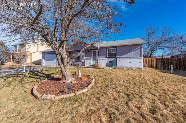 2165 Bainbridge RD, Colorado Springs, CO 80916