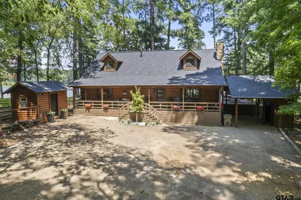 763 E Eagle Point Dr, Mt Vernon, TX 75457