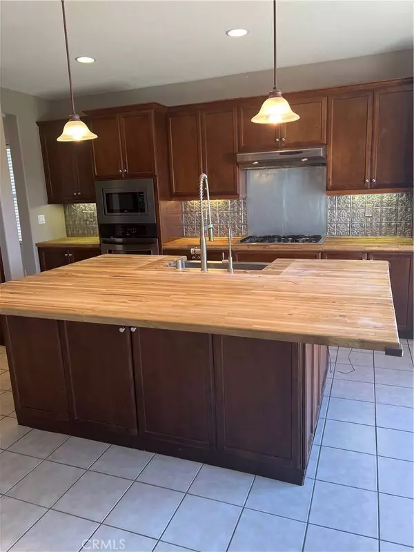 3592 Monolith TRL, Perris, CA 92570