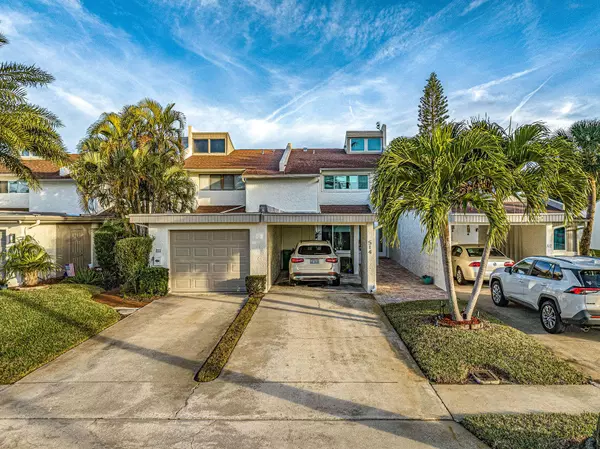 514 Summerset CT, Indian Harbour Beach, FL 32937