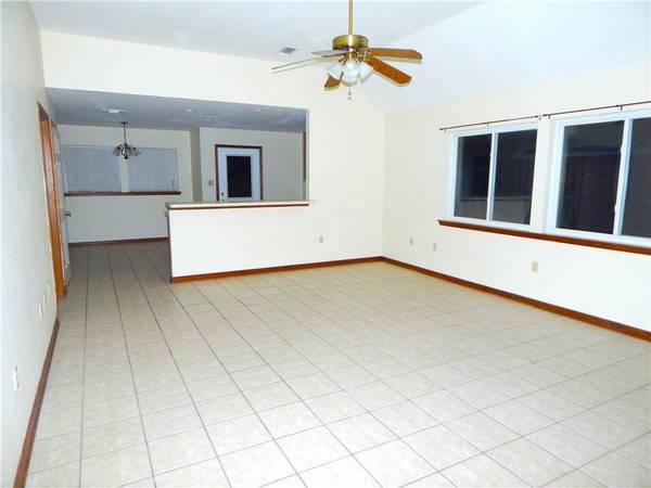 1733 MARY DR, Slidell, LA 70458