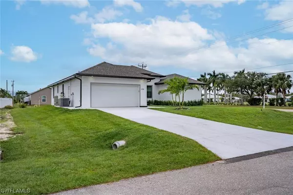 2358 NW 37th AVE, Cape Coral, FL 33993