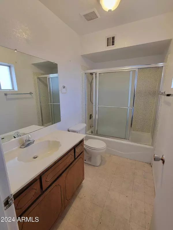 10483 W Mazatlan Drive, Arizona City, AZ 85123