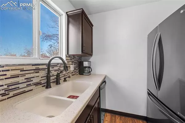 2165 Bainbridge RD, Colorado Springs, CO 80916