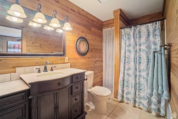 673 N 975 W, West Bountiful, UT 84087