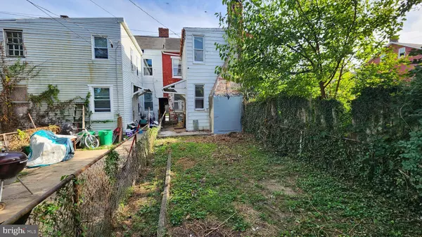 307 E WALNUT ST, York, PA 17403