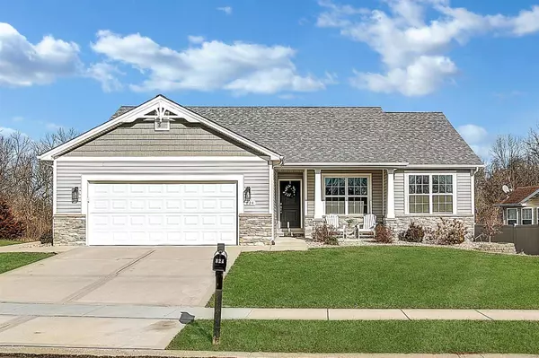 824 Chesapeake Junction LN, O'fallon, IL 62269