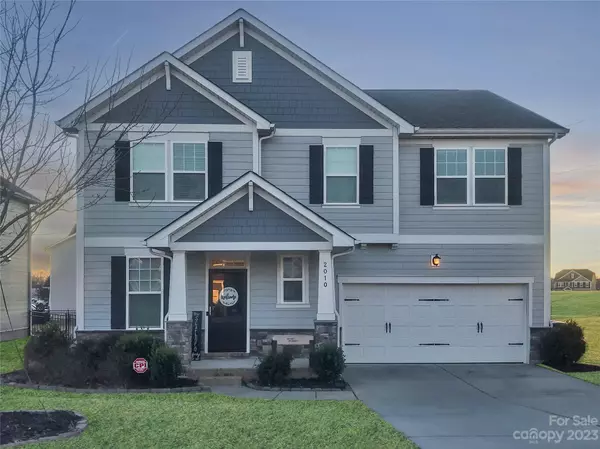 2010 Paddington DR, Indian Trail, NC 28079