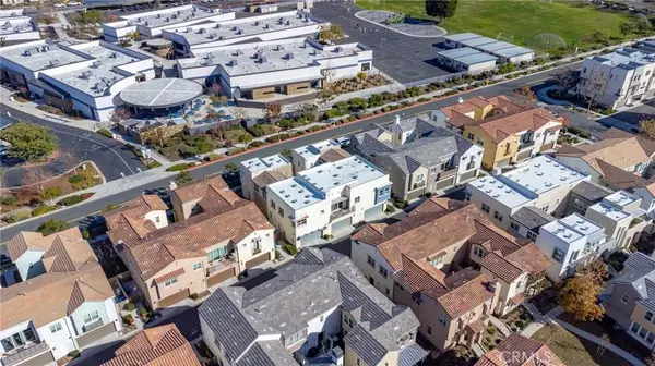 168 Paramount, Irvine, CA 92618