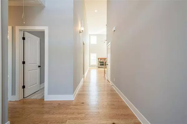 4 Flagstone CT SE, Cartersville, GA 30120