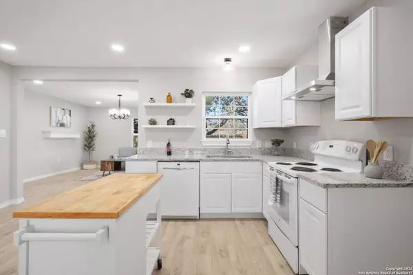 463 MILLWOOD LN, San Antonio, TX 78216-6408