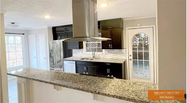 5295 Orange DR SW, Atlanta, GA 30331