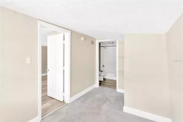 1707 E NEW ORLEANS AVE, Tampa, FL 33610