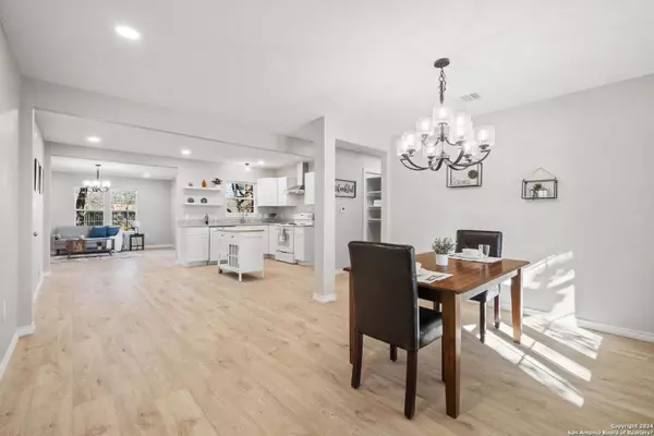 463 MILLWOOD LN, San Antonio, TX 78216-6408