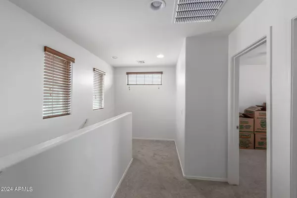 150 N SANDAL --, Mesa, AZ 85205