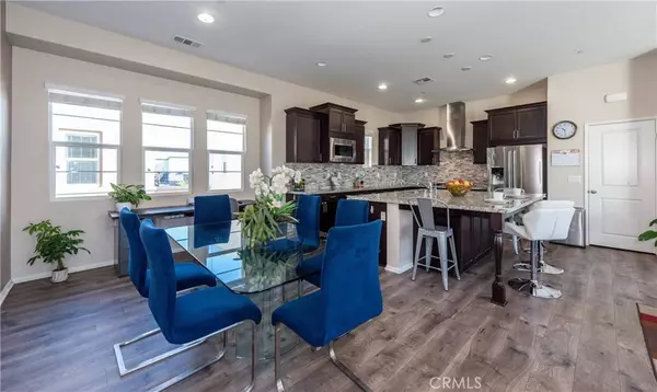 168 Paramount, Irvine, CA 92618