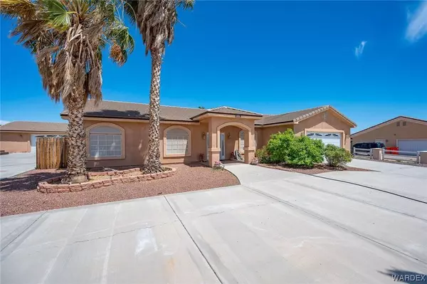 3686 N Saturn DR, Golden Valley, AZ 86413