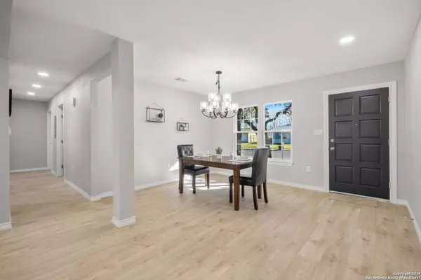 463 MILLWOOD LN, San Antonio, TX 78216-6408