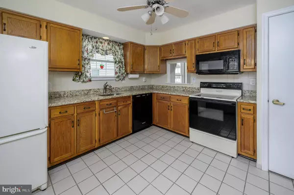 13 W BERWIN WAY, Mount Laurel, NJ 08054