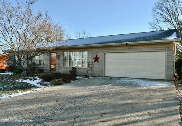 823 Lark Ln, Shelbyville, KY 40065