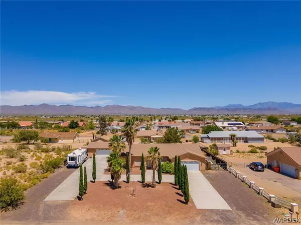 3686 N Saturn DR, Golden Valley, AZ 86413