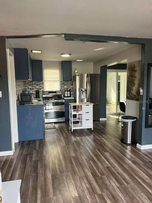 5608 43RD ST E, Bradenton, FL 34203