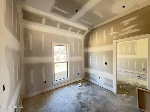 704 Magnolia Point Circle, Pearl, MS 39208