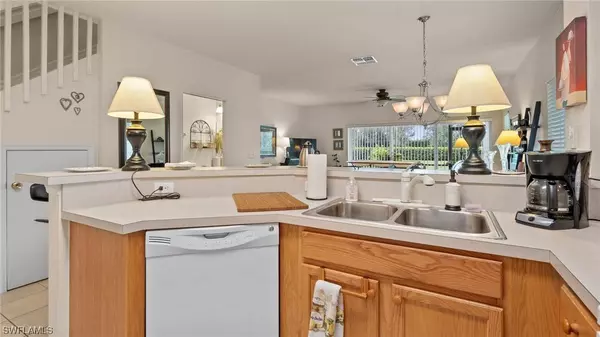 10062 Pacific Pines AVE, Fort Myers, FL 33966