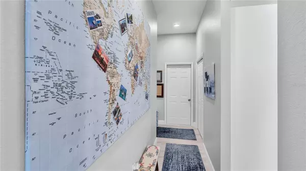 733 CARPENTERS WAY #17, Lakeland, FL 33809