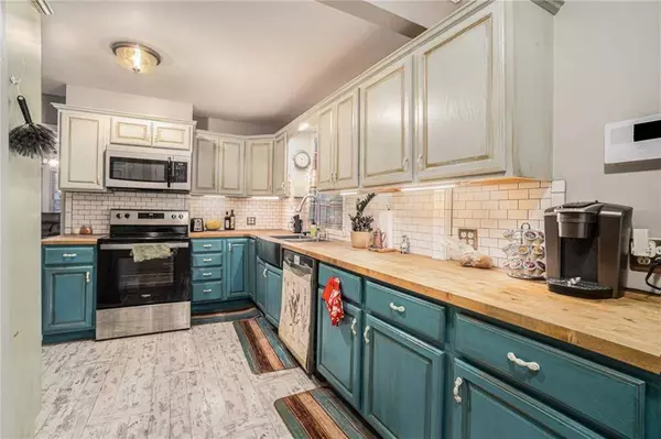 1721 Ashland AVE, St Joseph, MO 64506