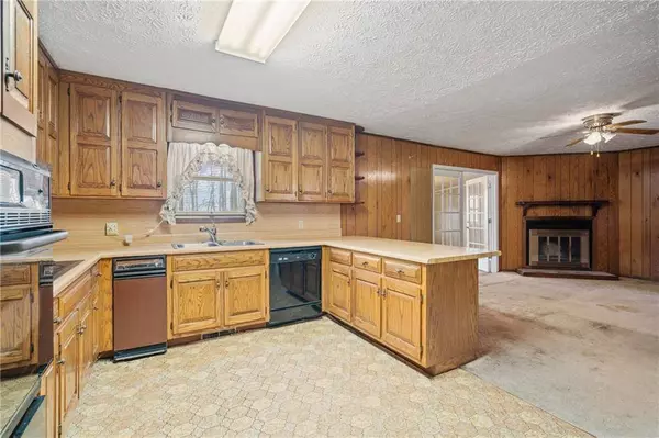 1276A Rutledge RD, Acworth, GA 30101