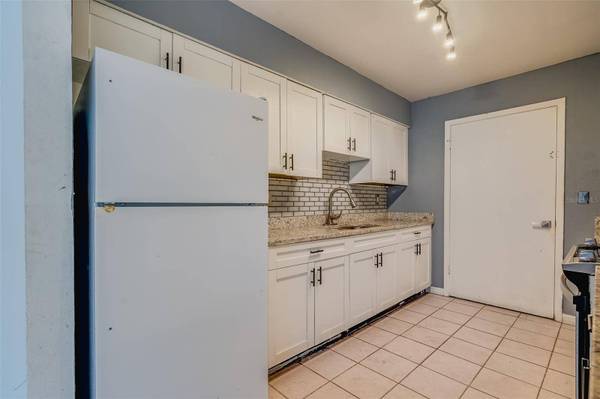 5809 CRESTMONT AVE, Clearwater, FL 33760