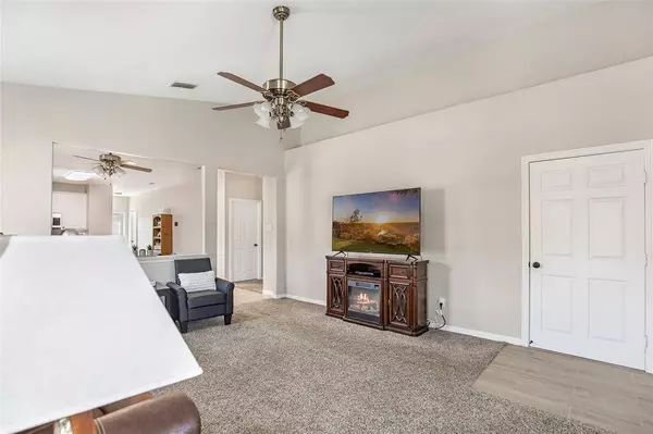 21103 Sweet River LN, Tomball, TX 77375