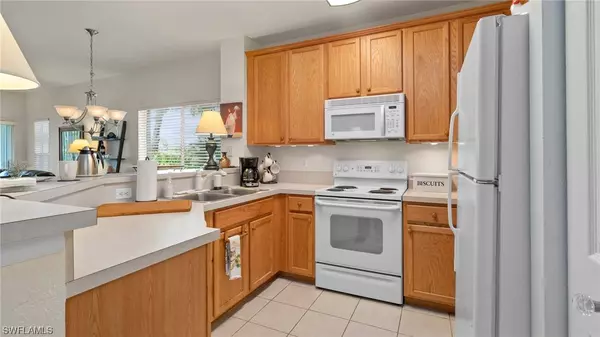 10062 Pacific Pines AVE, Fort Myers, FL 33966