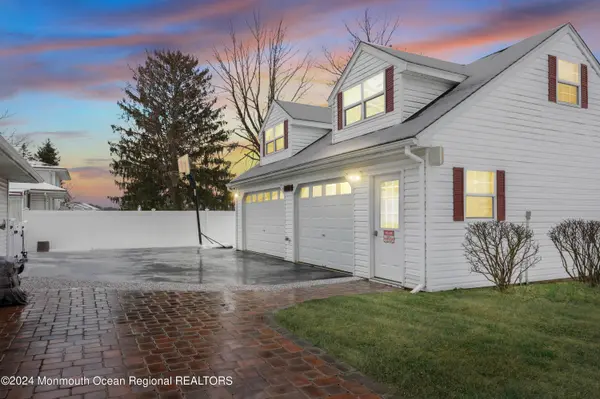 48 Burton Drive, Howell, NJ 07731