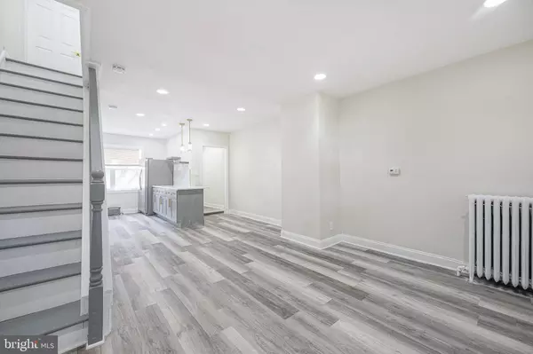 5229 MARLOWE ST, Philadelphia, PA 19124