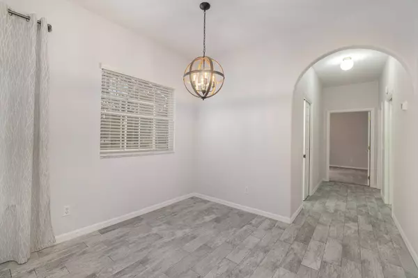 271 Hurley BLVD SW, Palm Bay, FL 32908