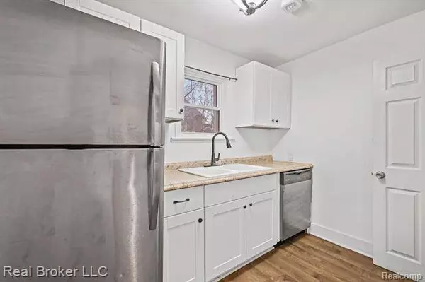 716 W 2ND Street, Davison, MI 48423