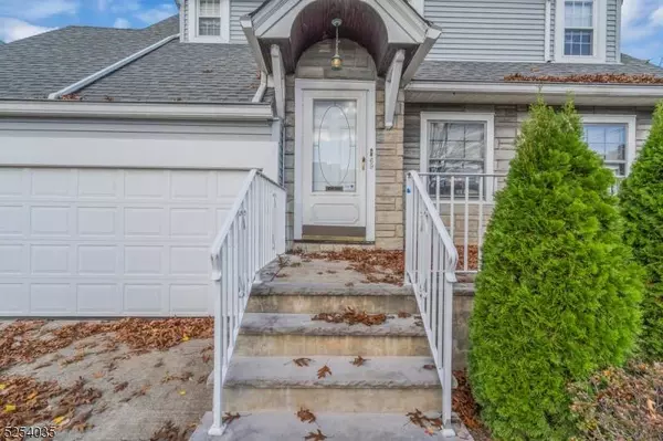 69 Kingston Ave, Hawthorne Boro, NJ 07506