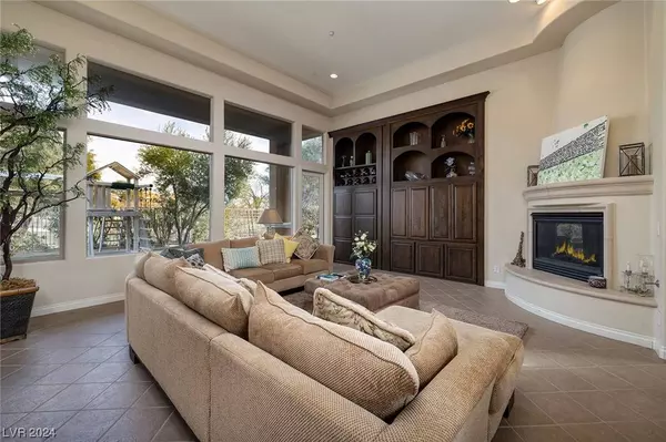 14 Avenida Sorrento, Henderson, NV 89011