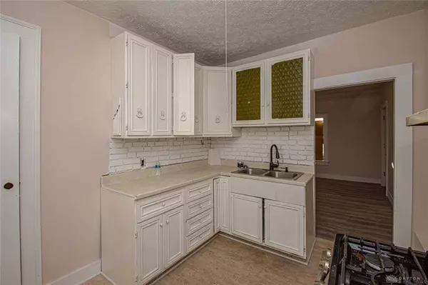 501 N Yellow Springs Street, Springfield, OH 45504