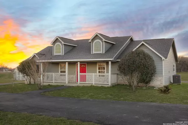 24431 CAMP SITE RD, San Antonio, TX 78264-4519