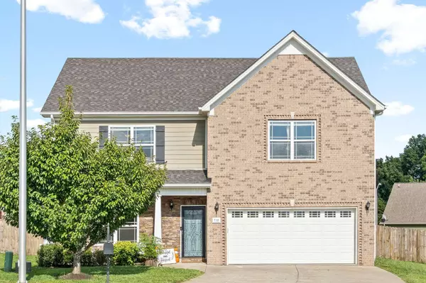 712 Evergreen Ct, Clarksville, TN 37040