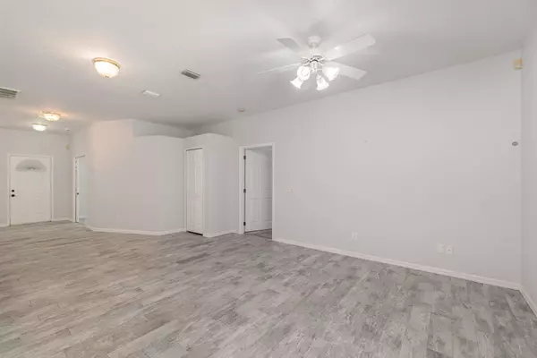 271 Hurley BLVD SW, Palm Bay, FL 32908