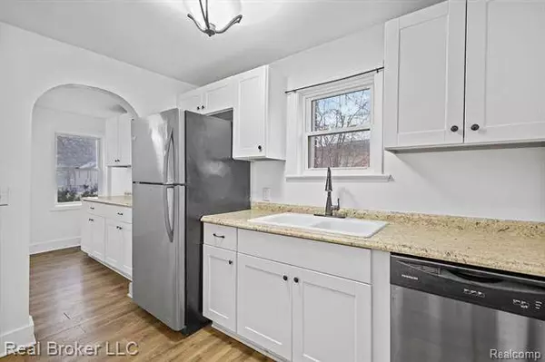 716 W 2ND Street, Davison, MI 48423